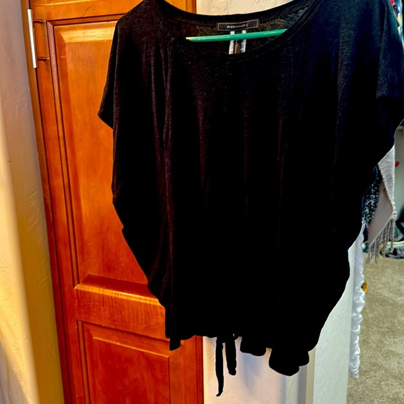 Adorable wing sleeve darling lightweight sweater - Picture 1 of 5